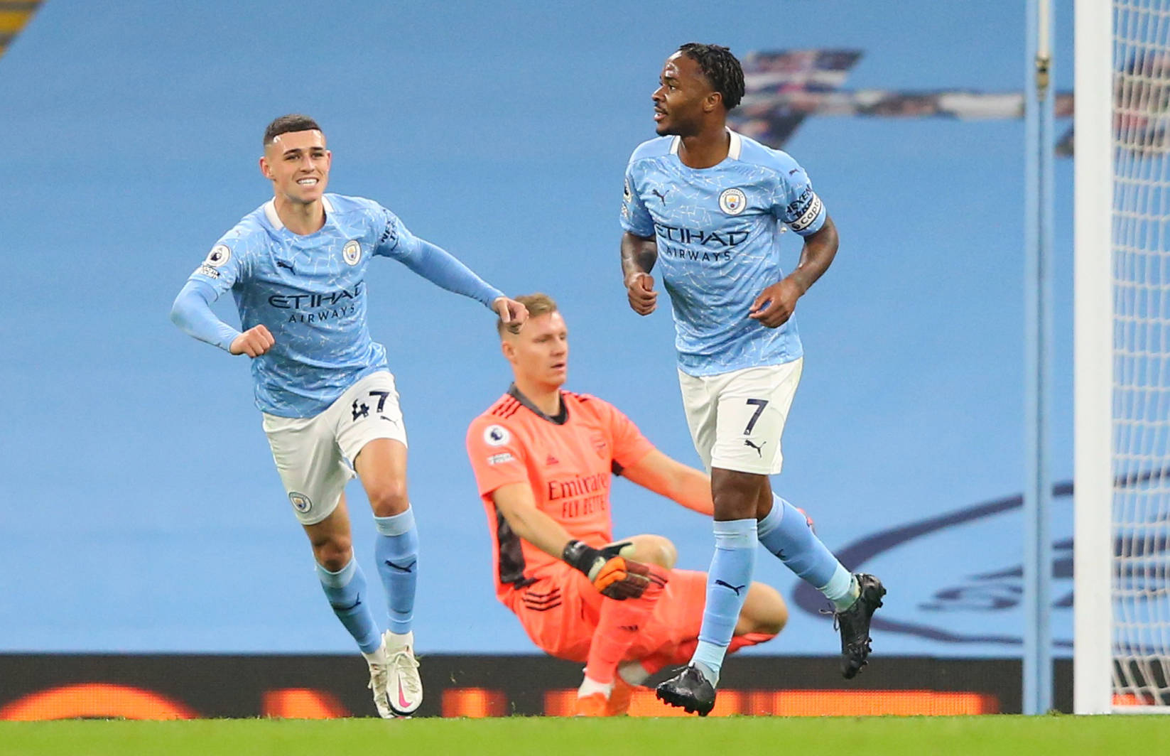 一直被寄予 一直被寄予